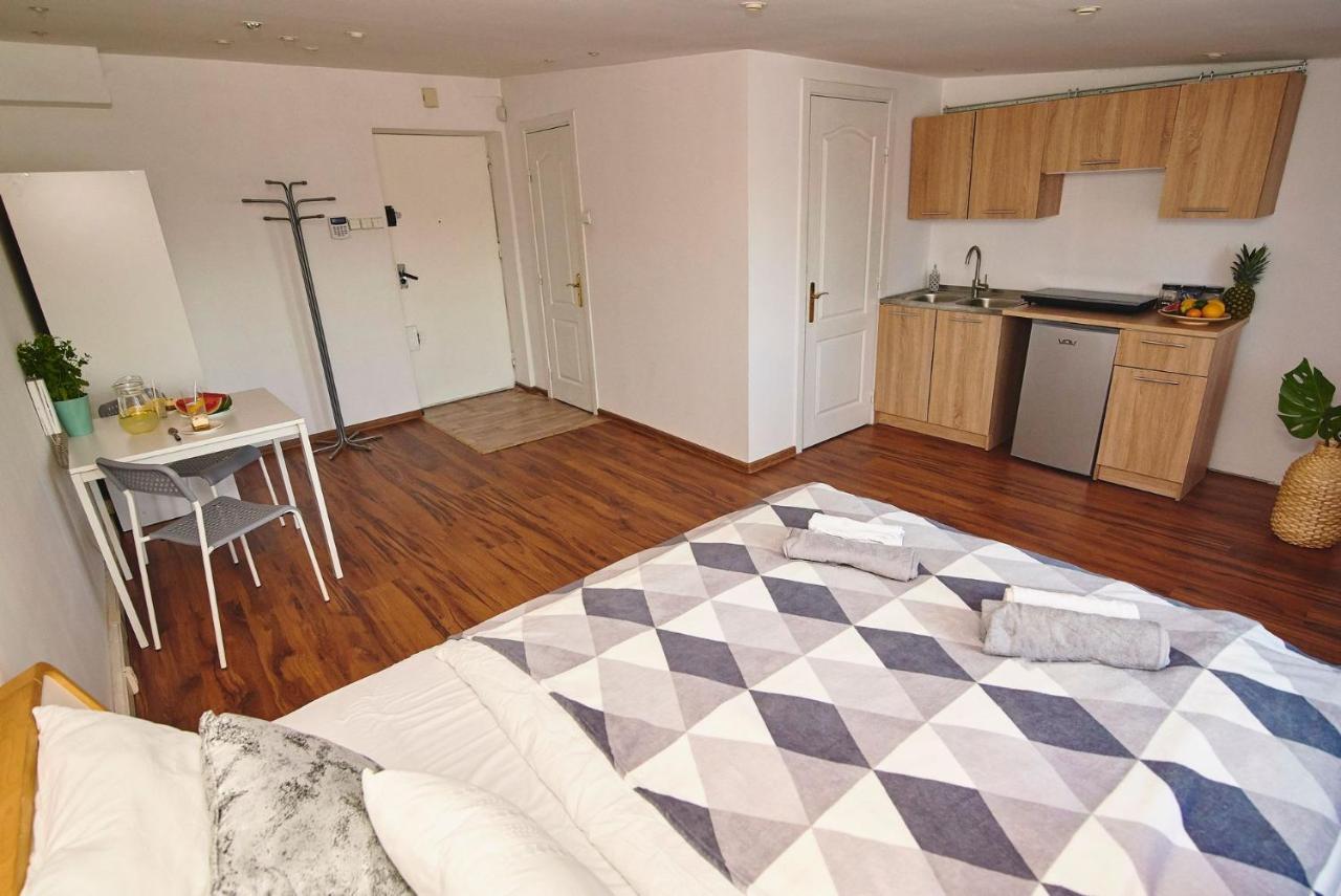 Regem Apartments Warynskiego Варшава Екстериор снимка